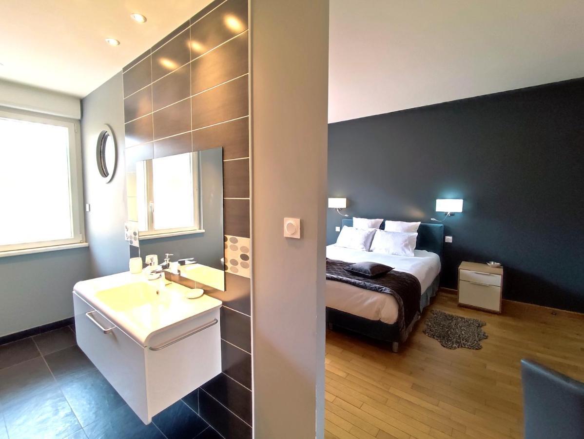 Le 6, Appartement 5 Etoiles A Moins De 100M Du Bord Du Lac De جوراردُميه المظهر الخارجي الصورة